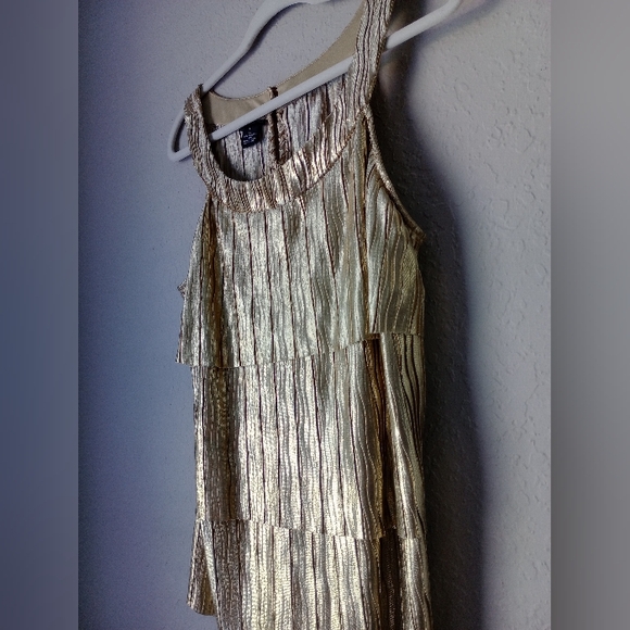 New Direction Women's Elegant Gold Sleeveless Top Blouse Size L - Picture 2 of 8